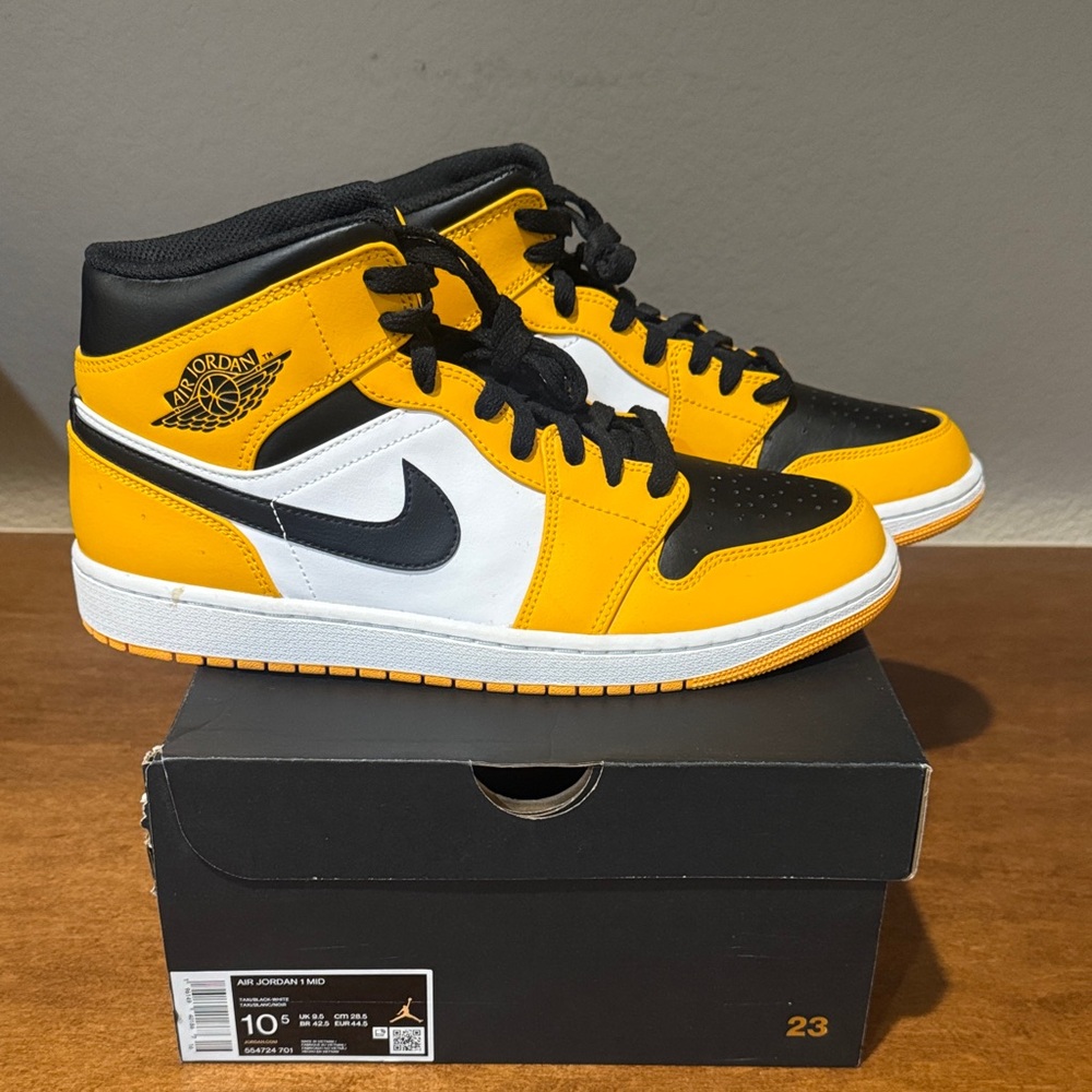 Jordan Mid Sneakers in Yellow and Black